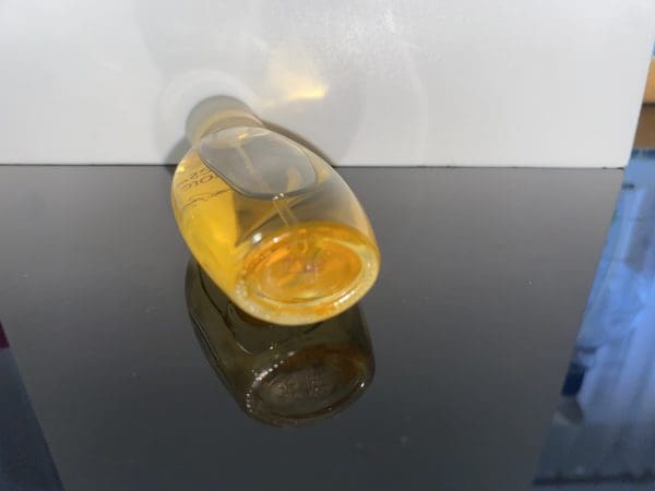 Priscilla Presley  Roses and More  Eau de Toilette  30 ml - Obrázek 3