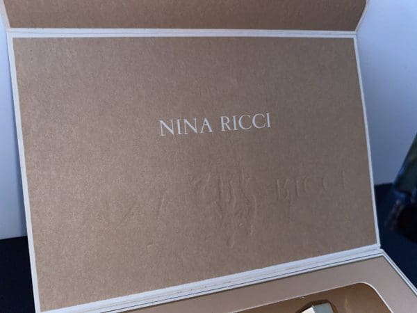 Set Duo Nina Ricci Box L´Air du Temps*Farouche Eau de Toilette 2x 6 ml - Obrázek 12