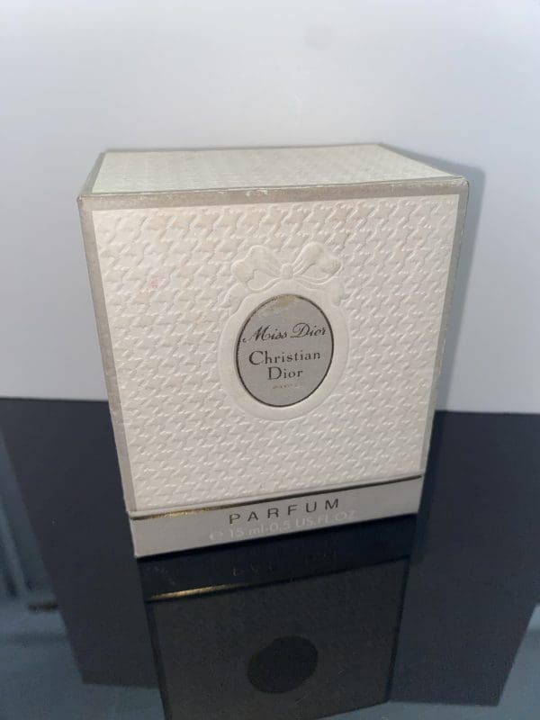 Christian Dior Miss Dior 15 ml  čistý parfém box - Obrázek 15