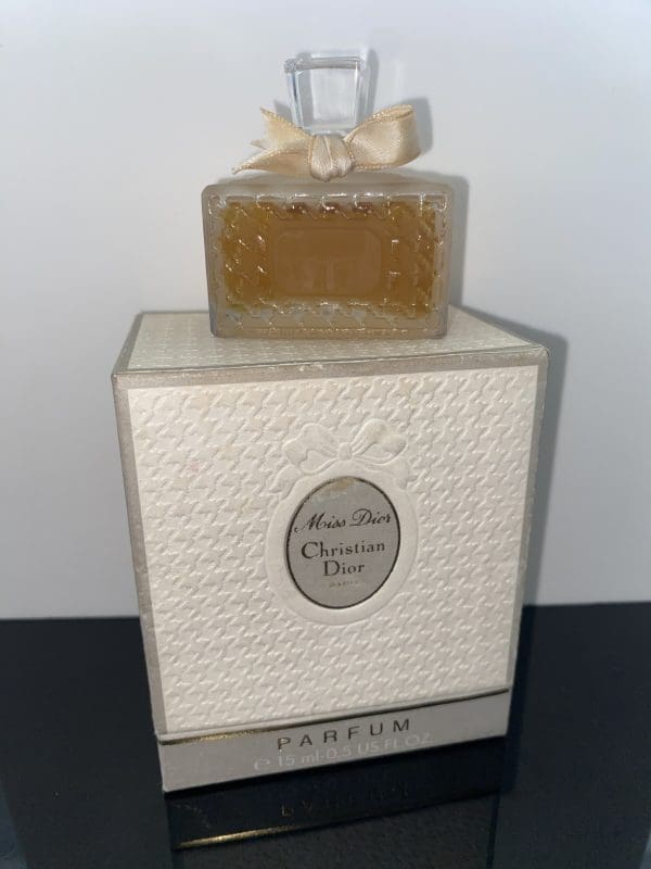 Christian Dior Miss Dior 15 ml  čistý parfém box - Obrázek 5