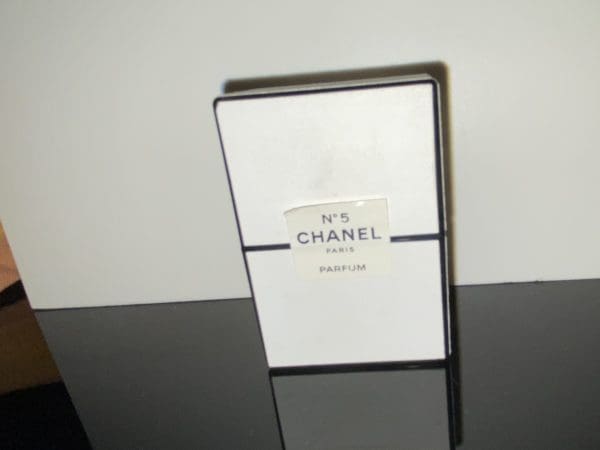 Chanel  N°5  čistý parfém  7,5 ml - Obrázek 2