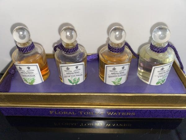 Penhaligons Eau de Toilette 5 ml Gardenia-Lily of the Valley-Orange Blossom-Violetta vintage rarita - Obrázek 2