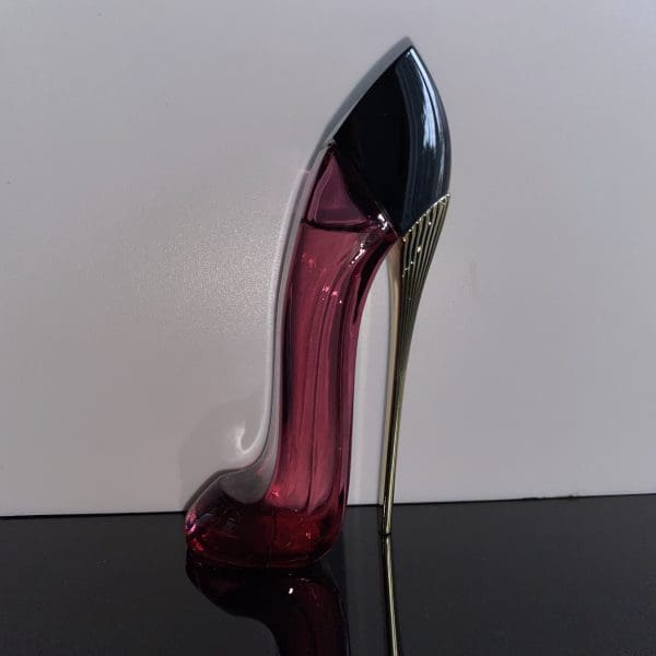 Carolina Herrera Very Good Girl čistý parfém - Obrázek 4