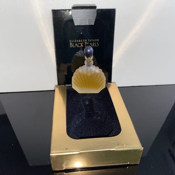 Elizabeth Taylor Black Pearls čistý parfém