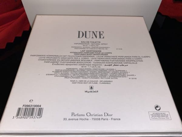 Christian Dior Dune set Eau de Toilette 30 ml Perfumed Body Moisturizer 50 ml - Obrázek 11
