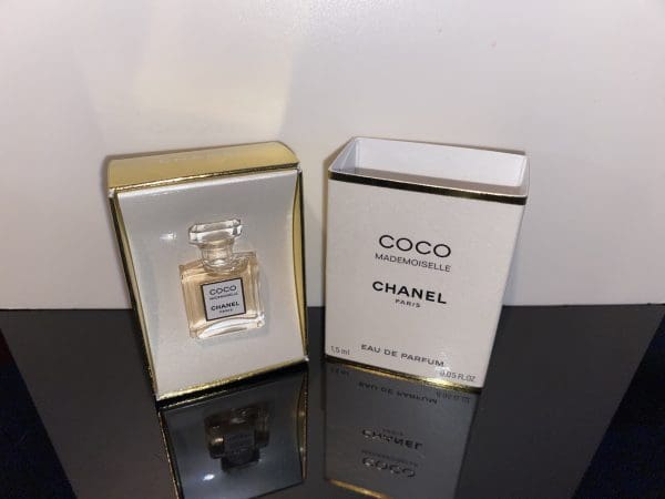 Chanel Coco Mademoiselle Eau de Parfum 1,5 ml - Obrázek 5