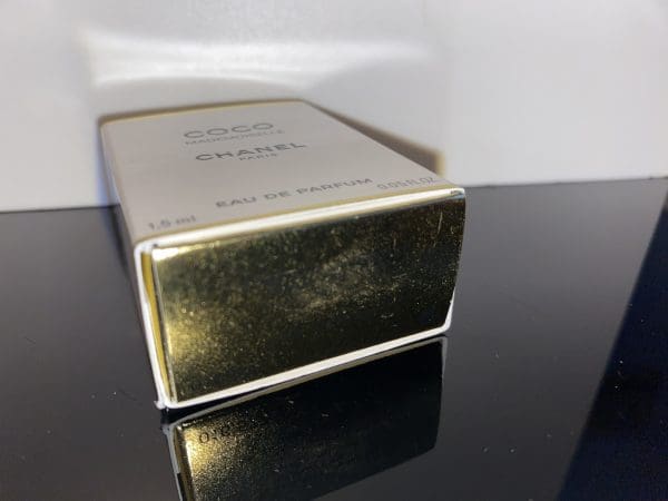 Chanel Coco Mademoiselle Eau de Parfum 1,5 ml - Obrázek 3
