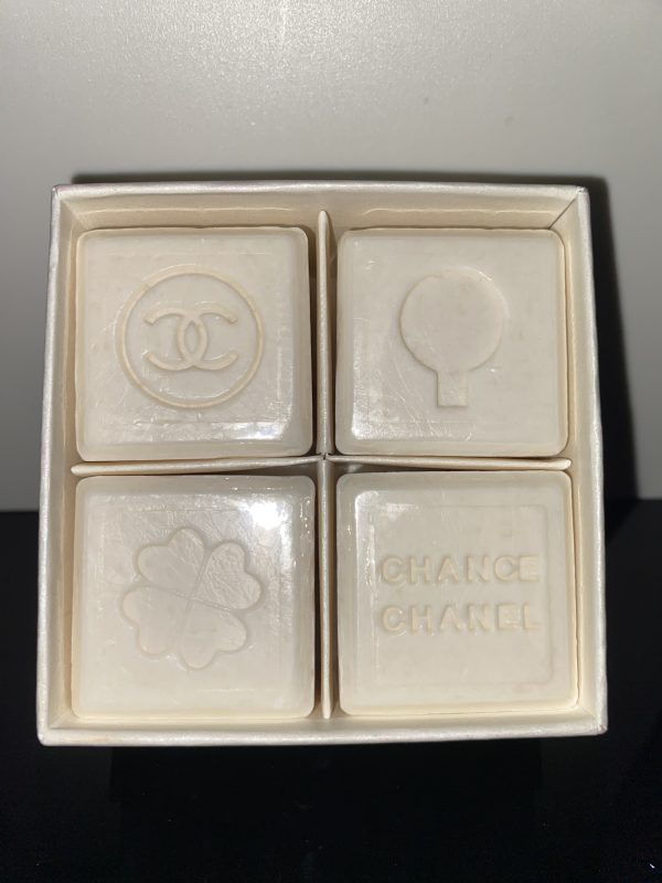 Chanel Chance Eau Fraîche parfémovaná mýdla 4×40 g (Les Dés de Chance) - Obrázek 6