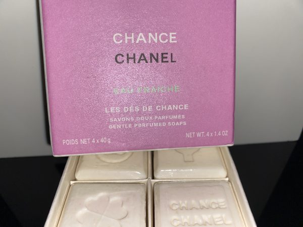 Chanel Chance Eau Fraîche parfémovaná mýdla 4×40 g (Les Dés de Chance) - Obrázek 3