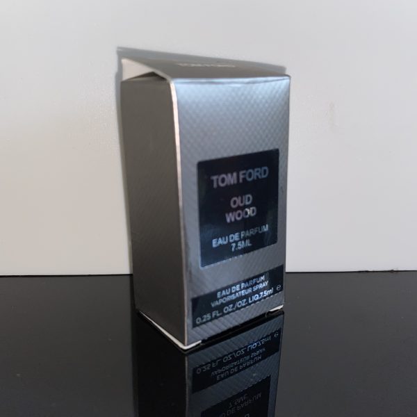 Tom Ford Oud Wood Eau de Parfum 7,5 ml - Obrázek 9