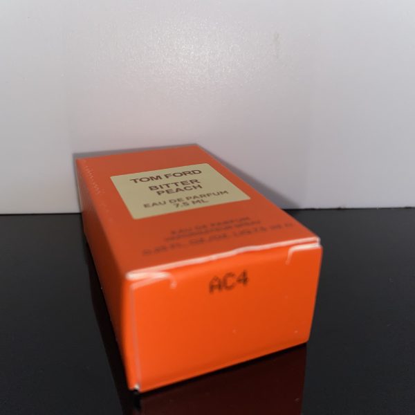 Tom Ford Bitter Peach Eau de Parfum 7,5 ml - Obrázek 5
