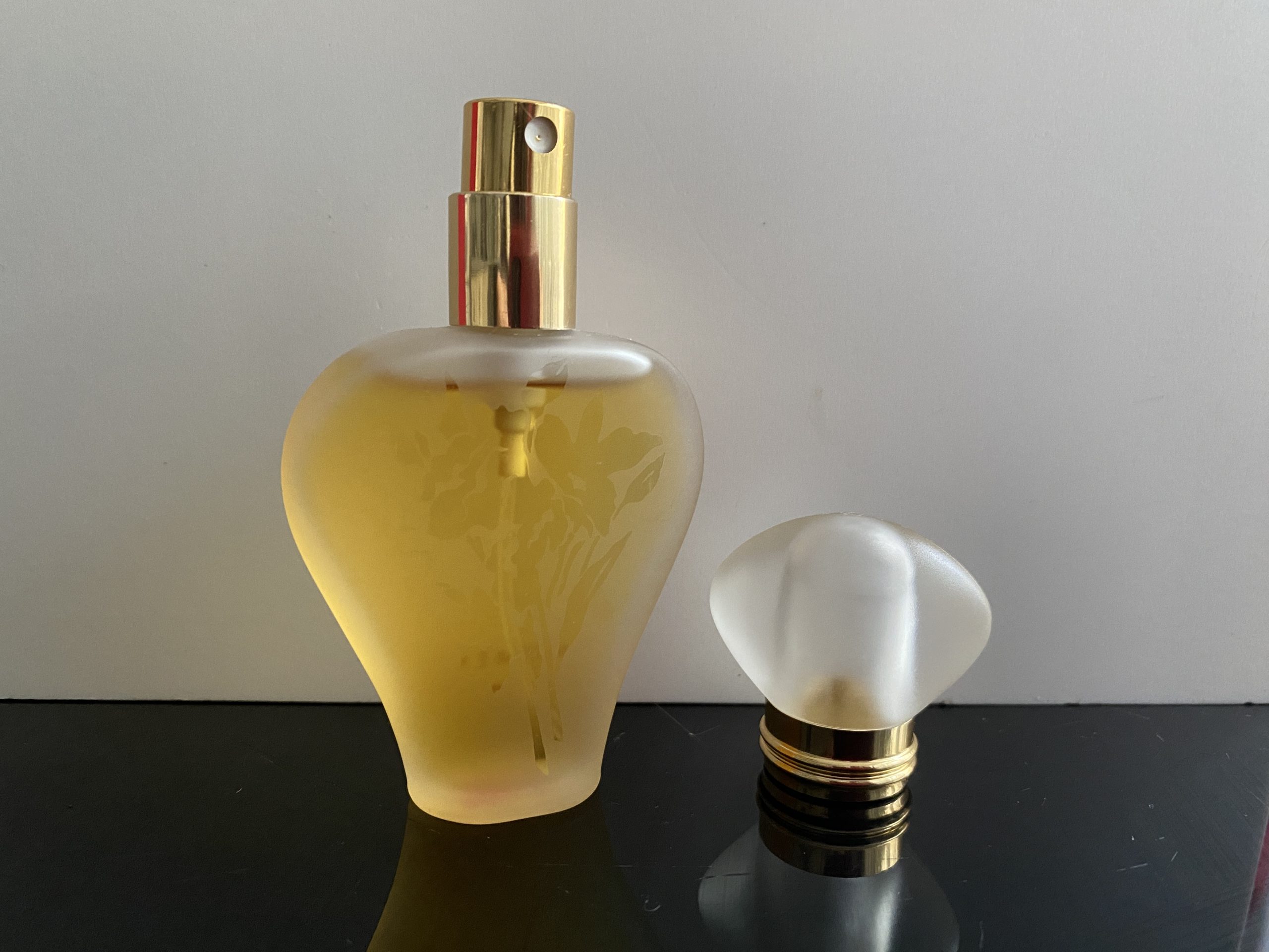 Priscilla Presley Moments Eau de Parfum 20 ml - Obrázek 3