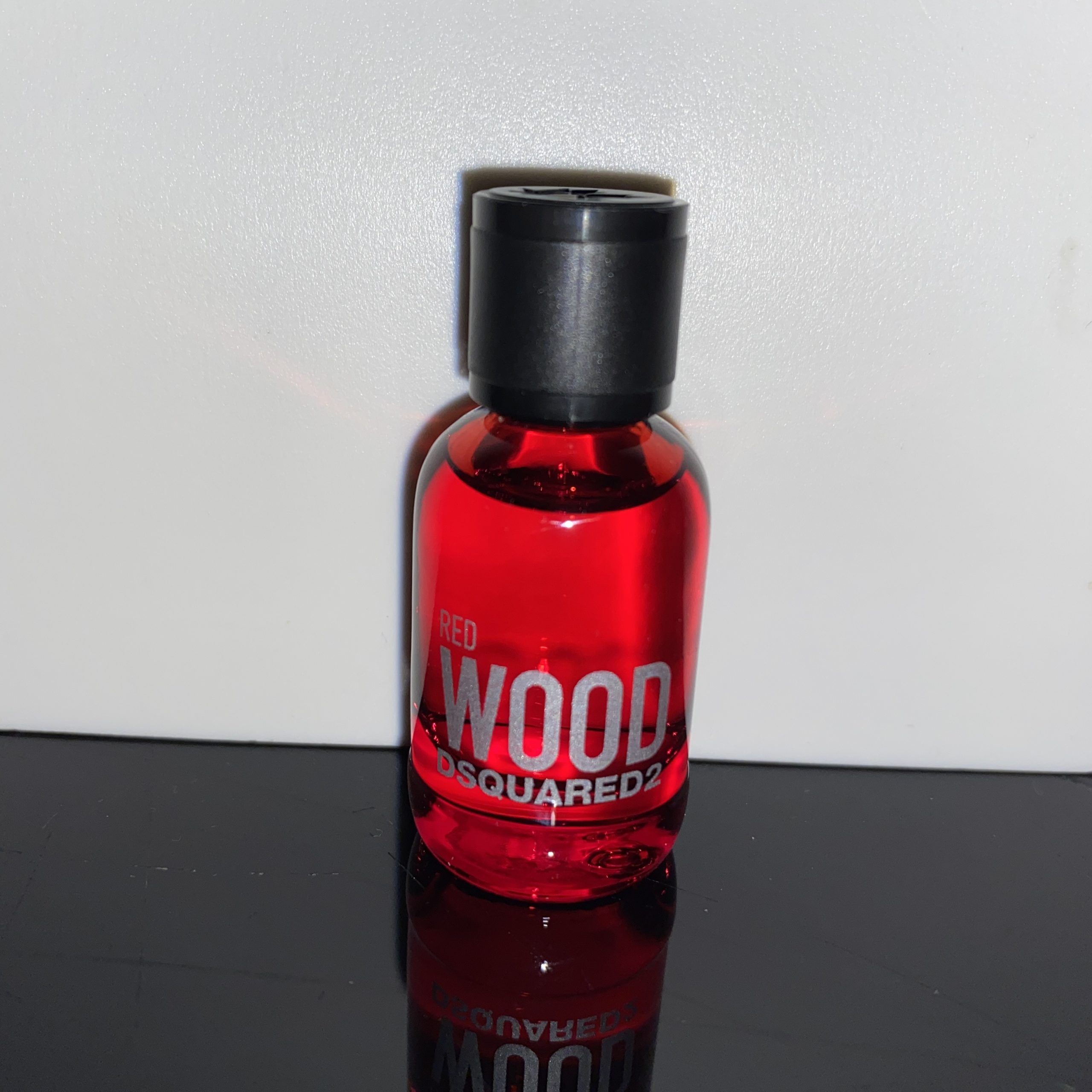 DSquared2 Red Wood Eau de Toilette 5 ml - Obrázek 3